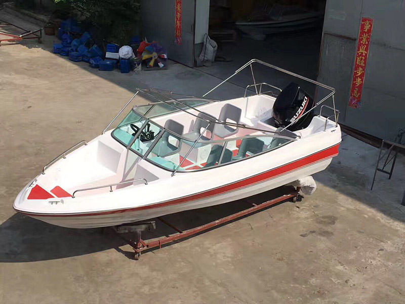 576 敞開(kāi)艇（II 型）凹甲板